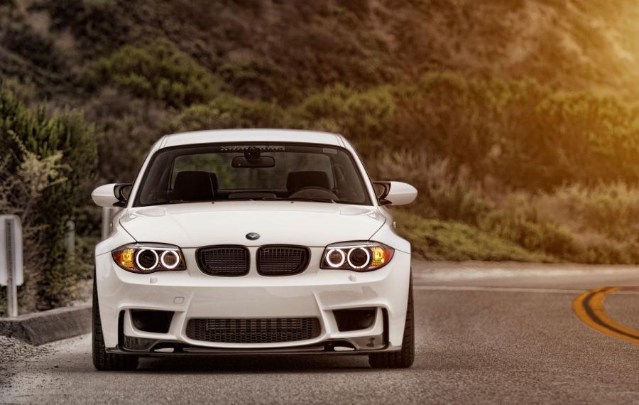  BMW GTS-V 1M by Vorsteiner 2012 года  (фото 5 из 5)